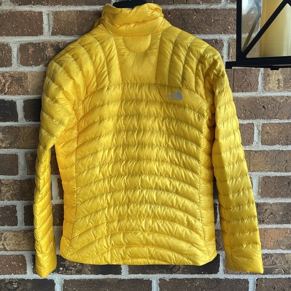 THE NORTH FACE Yellow Down 700 tonnero dandelion thunder JACKET - Picture 15 of 16